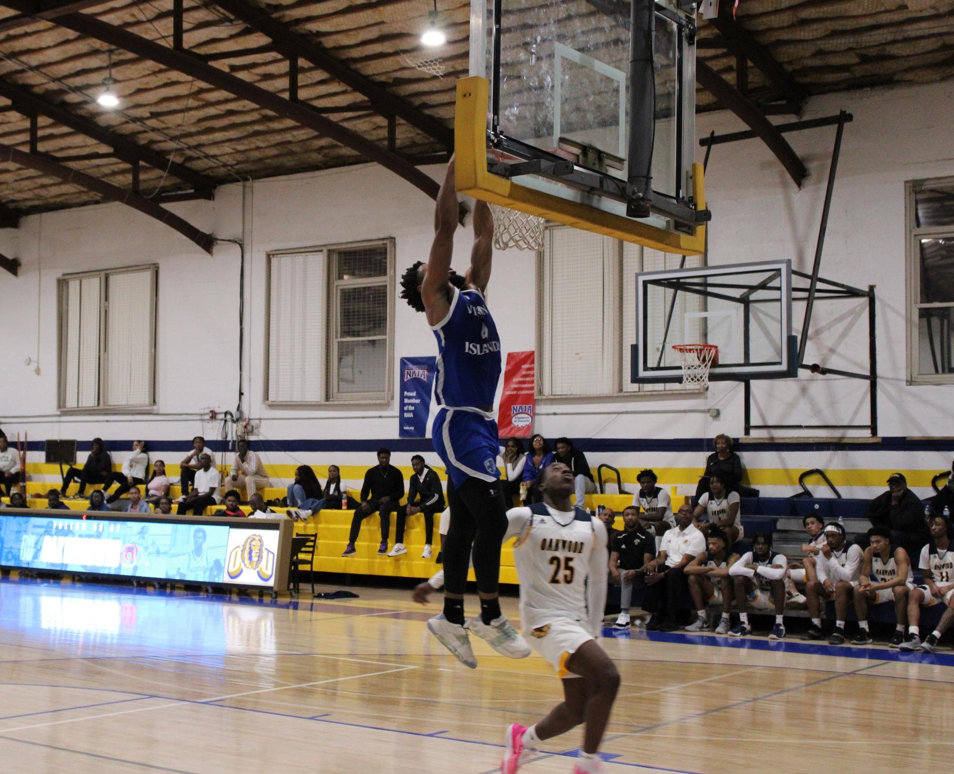 Buccaneers Escape with road victory vs Oakwood