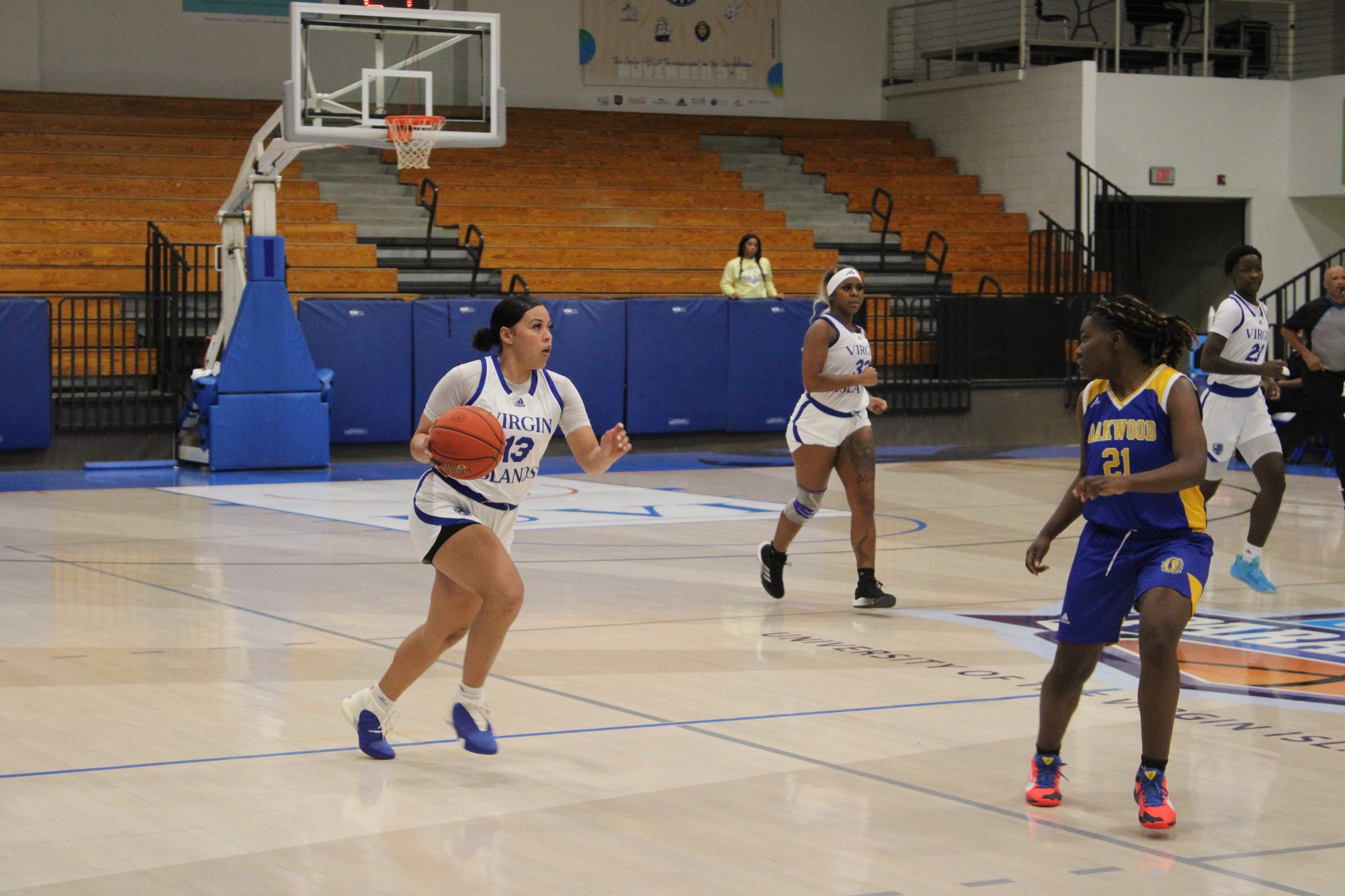 Lady Bucs Fall to Oakwood 61-37